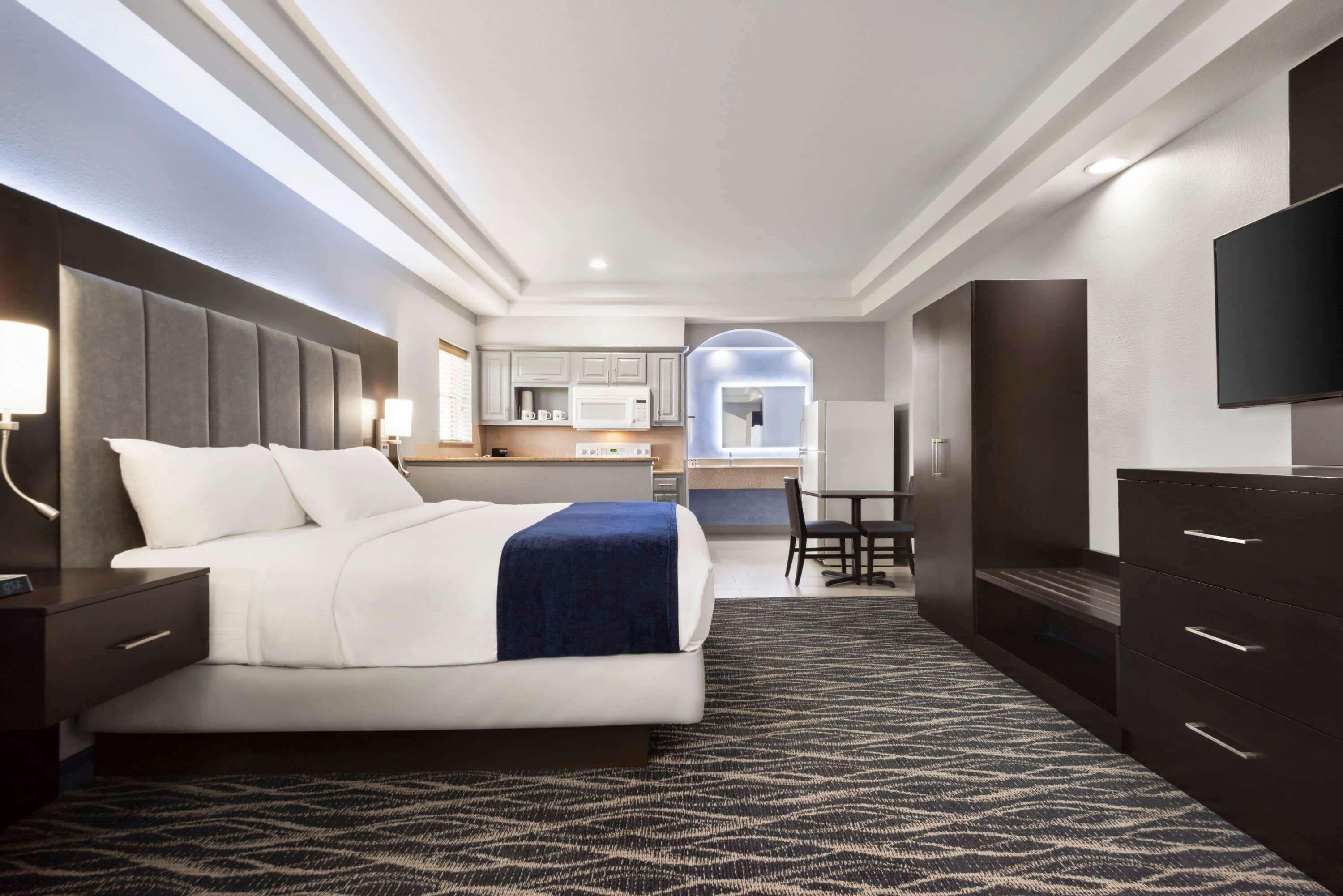 Days Inn & Suites By Wyndham Houston Hobby Airport Exterior foto