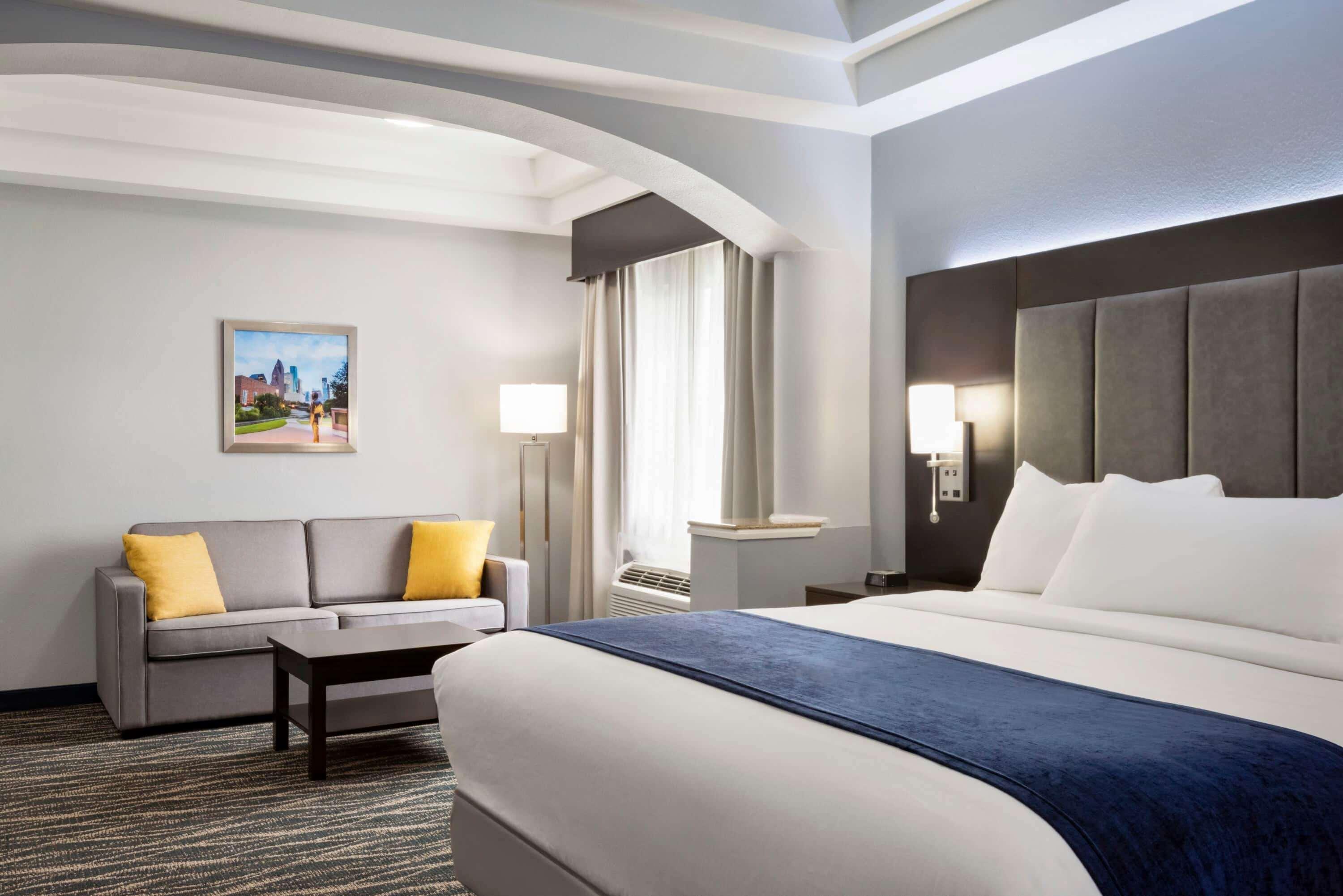 Days Inn & Suites By Wyndham Houston Hobby Airport Exterior foto