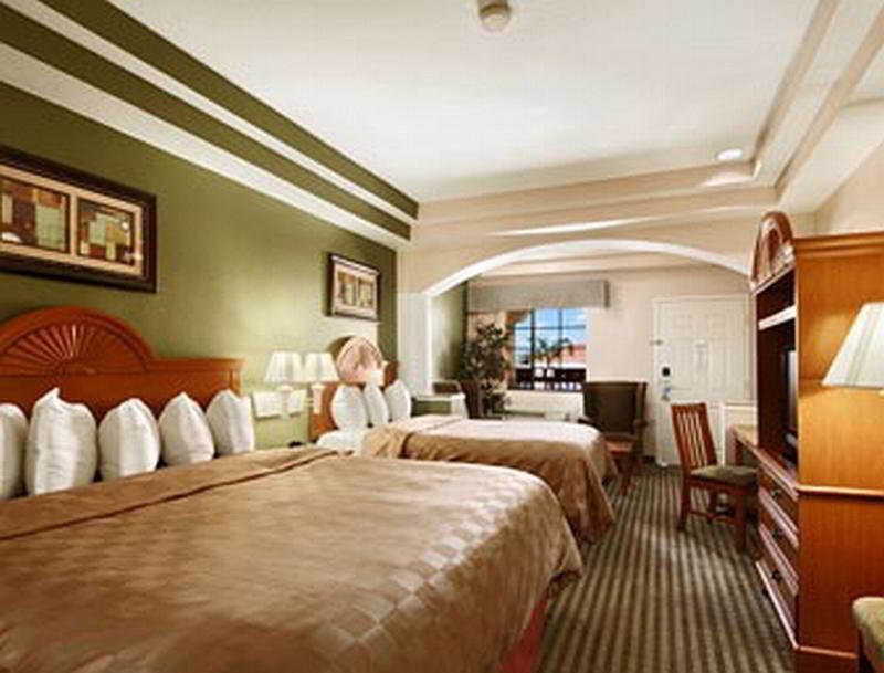 Days Inn & Suites By Wyndham Houston Hobby Airport Quarto foto